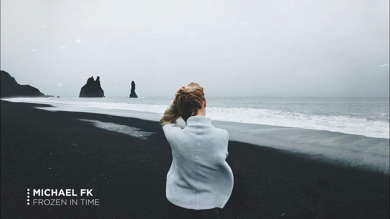 Слёзы по щекам девушки. Слеза твоя катилась песня. Стих про ливень 3 класс. Глаза из ручья ночью. Слезы любви.
