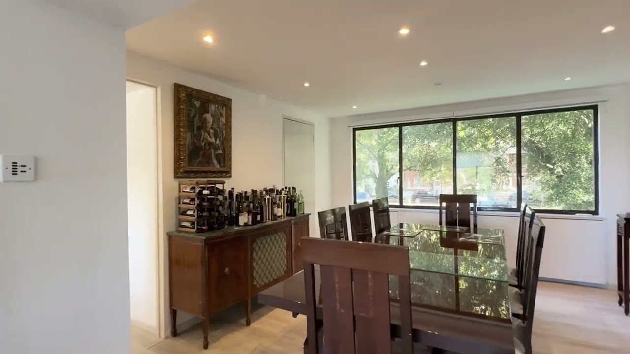 4 bedroom flat in Highpoint