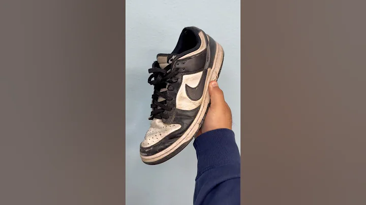 These panda dunks were terrible and they needed Shoelada to make them look wearable👌#shoelada