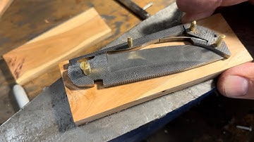 Making a lockback folding knife from a file.
