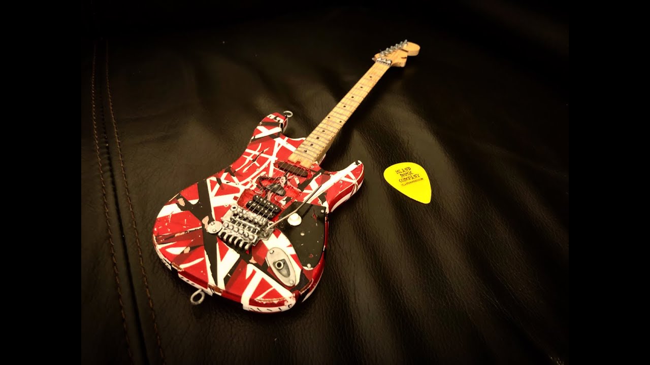 Little Guitars On A Little Guitar!