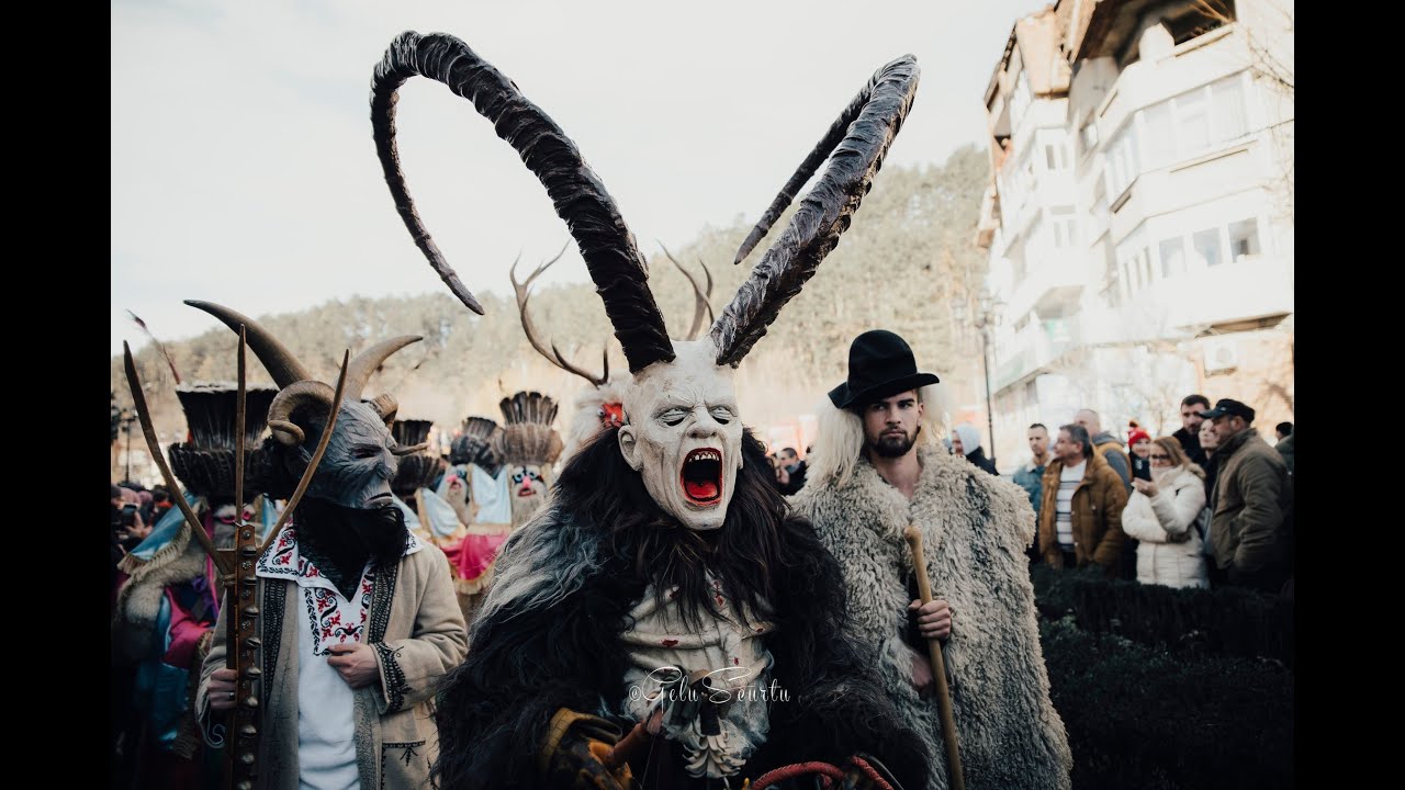 Ursii din Zavoi la Festivalul de Datini și Obiceiuri Strămoșești Comanesti 2023