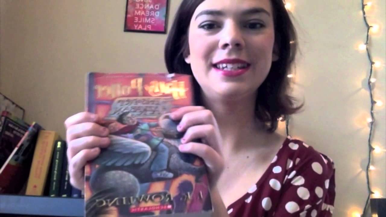 Nov. Dec. book haul/ bookshelf tour YouTube