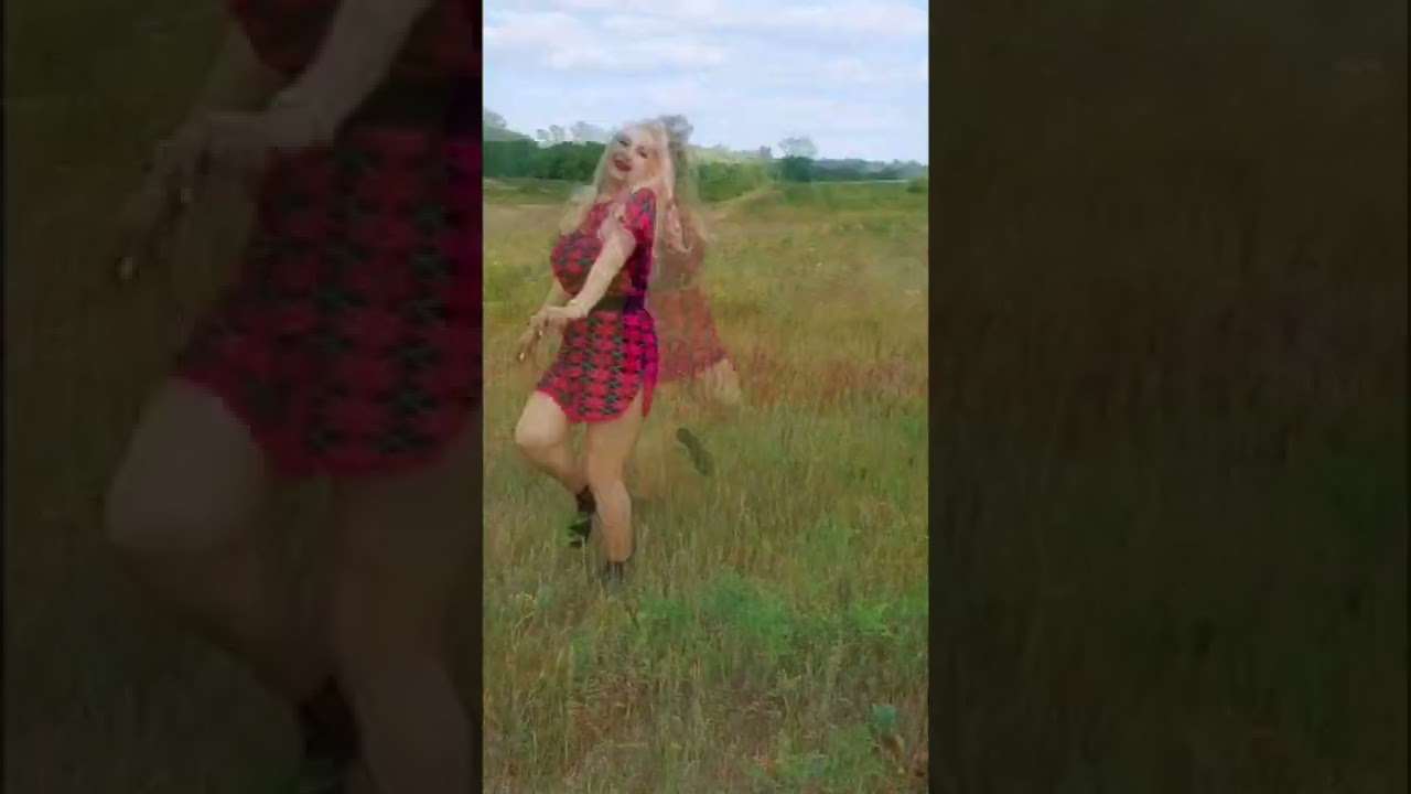 Я пошла туда,где густая рожь И нашла себе,кто на меня похож! - YouTube