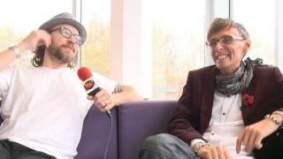 X Factor 2011: Holy Moly meets Johnny Robinson for a lovely chat about pugs and stuff