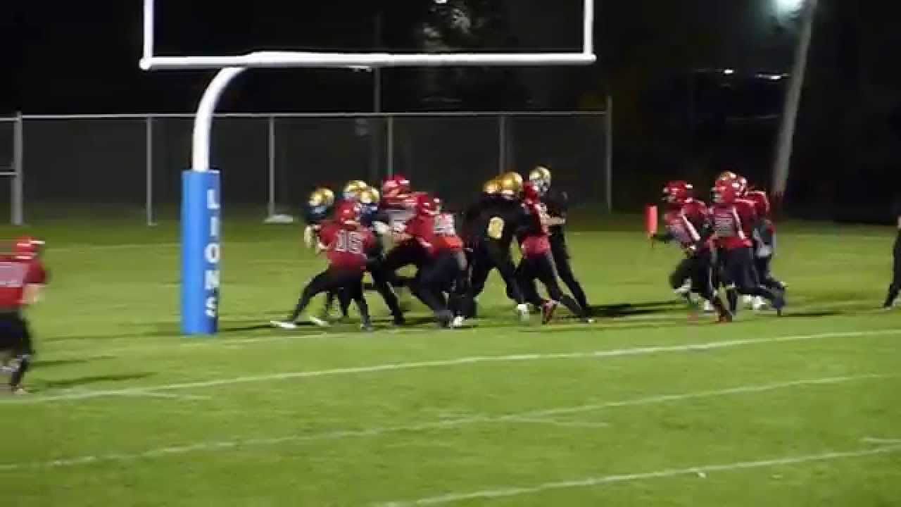 Benson and Hammer tackle ballcarrier for Safety