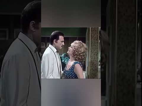 شادية بالهداوة من فيلم اضواء المدينة
