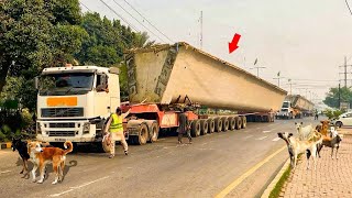 Top 10 Extreme Dangerous Heaviest Load Pulled by Truck | biggest heavy equipment in the world