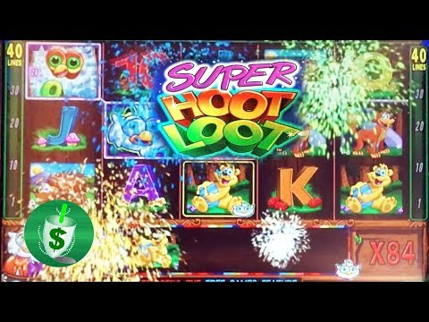 Super Hoot Loot slot machine