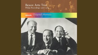 Video thumbnail of "Beaux Arts Trio - C. Schumann: Piano Trio in G minor, Op. 17 - 3. Andante"