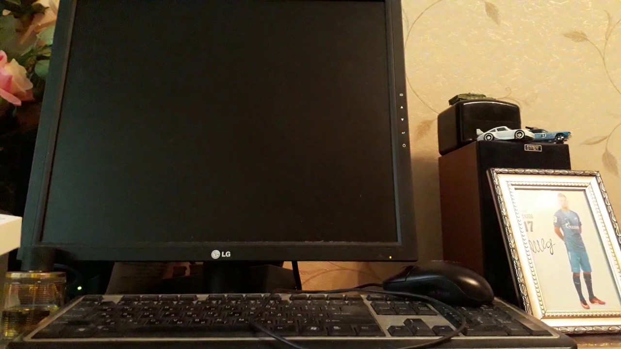 Oткрываем две пачки ROAD TO 2018!!!