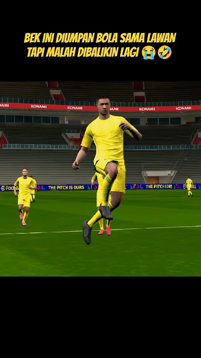 VERY FUNNY.. THIS DEFENDER EVEN ASSISTED FOR THE OPPONENT'S GOAL 😆 #football #funny #goal