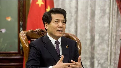 富途、老虎将下架中国App；独家分析：产业空心化，浙商回归成效不大；中国派往乌克兰和俄罗斯的特使李辉是谁？寻求与 ASML 竞争的中国芯片公司考虑 IPO | #中国简报 - 天天要闻