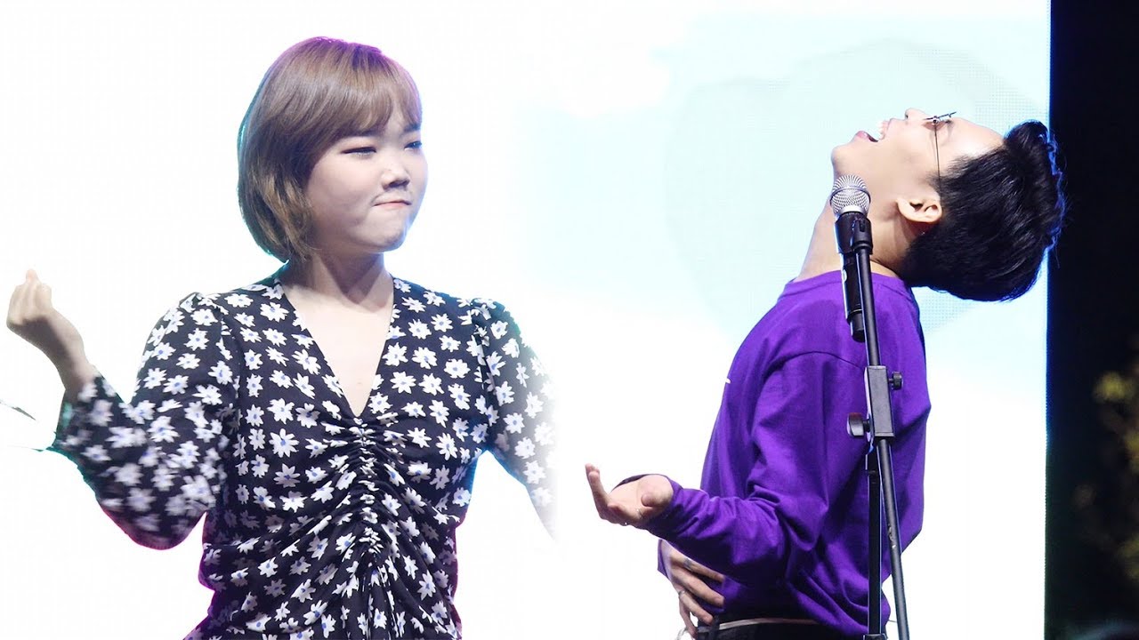 190924 악동뮤지션(AKMU) - PLAY UGLY (못생긴 척) [안양대학교 축제] 4K 직캠 by 비몽