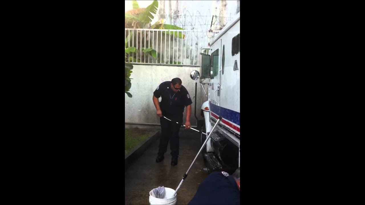 En el lavadero - YouTube