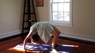 Yoga Back Bending in Light Blue - Ashtanga Vinyasa