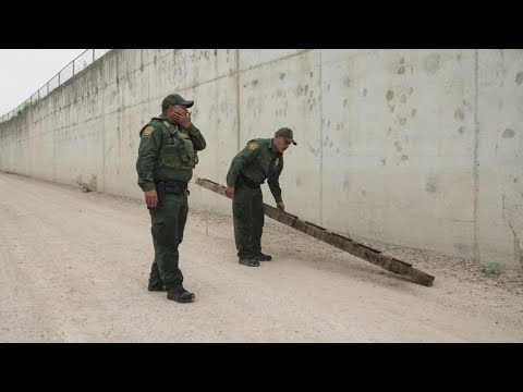 Border towns prepare for the end of Title 42 - YouTube