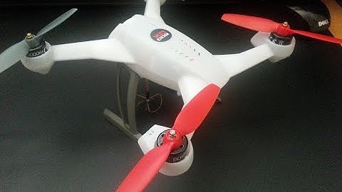 Blade 200QX with AltitudeRC Nano FPV Antenna Comparison