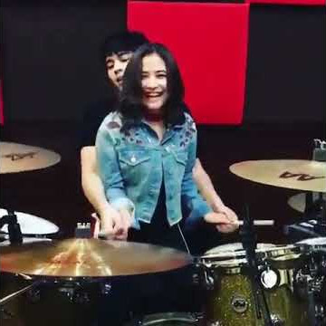 Maxime Bouttier Ajari Prilly Latuconsina Main Drum