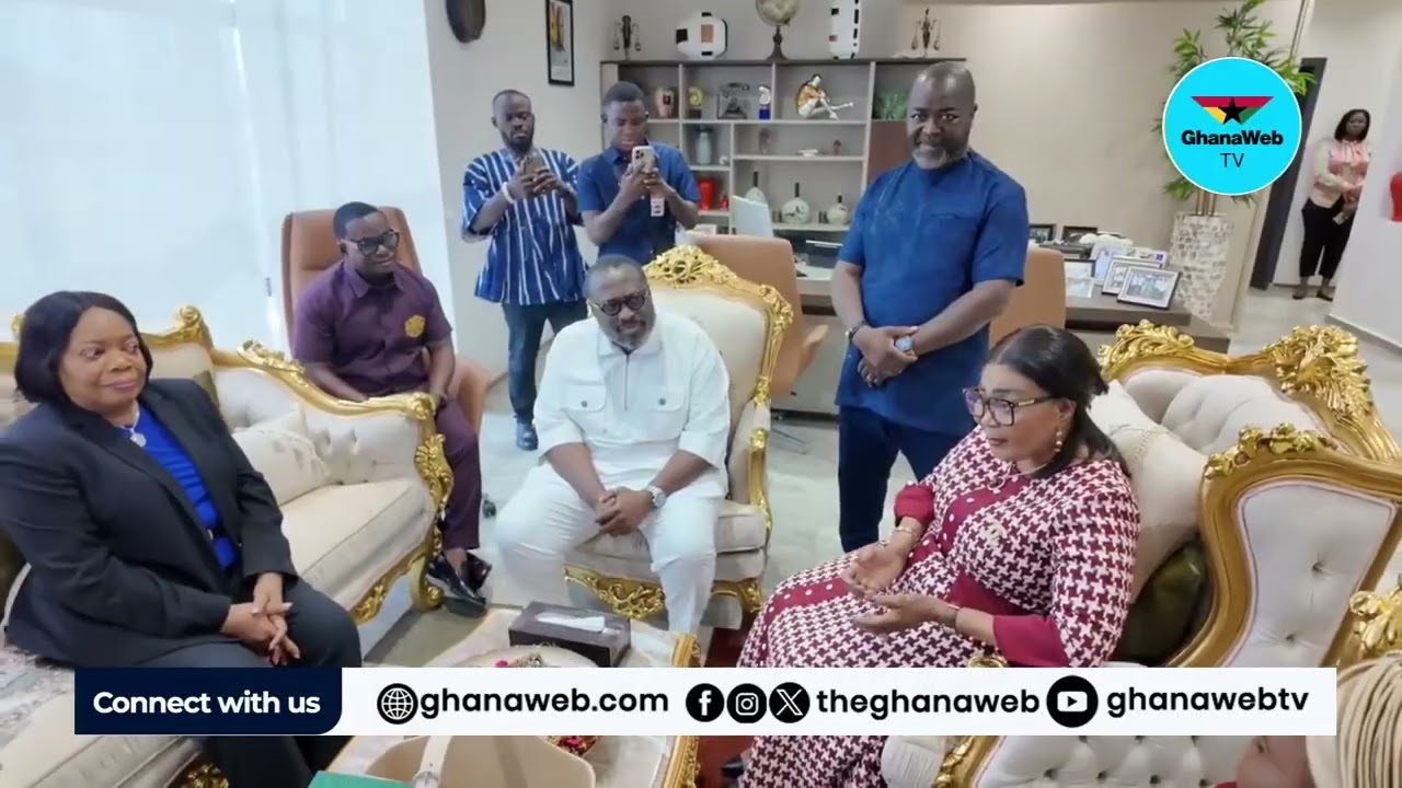 Ga Mantse visits First Lady Lordina Mahama after hospital discharge