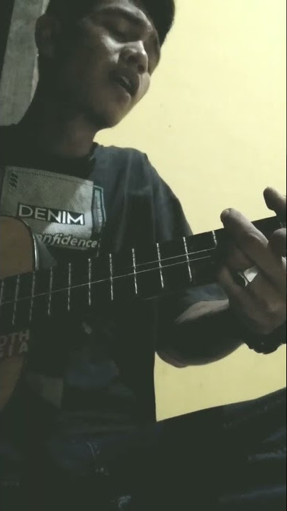 STORY WA 30 DETIK - DI BAWAH SADAR - CHARLY VAN HOUTEN cover