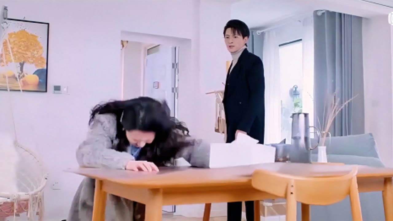 Изменяющий муж толкнул беременную жену, у жены случился выкидыш, муж запаниковал