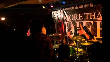 The Jedcoly-Intro/Cry Wolf[The Last Show At MORE THAN LIFE Live In Bangkok 24.10.14 Immortal Bar.TH