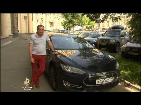 Video: Lunaz Obnavlja Najbolj Znane Avtomobile Kot Močna Električna Vozila
