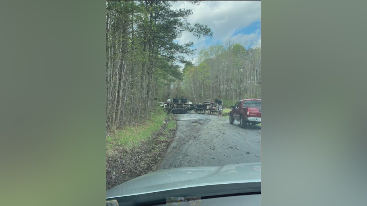 Driver in critical condition after 2-vehicle crash - YouTube