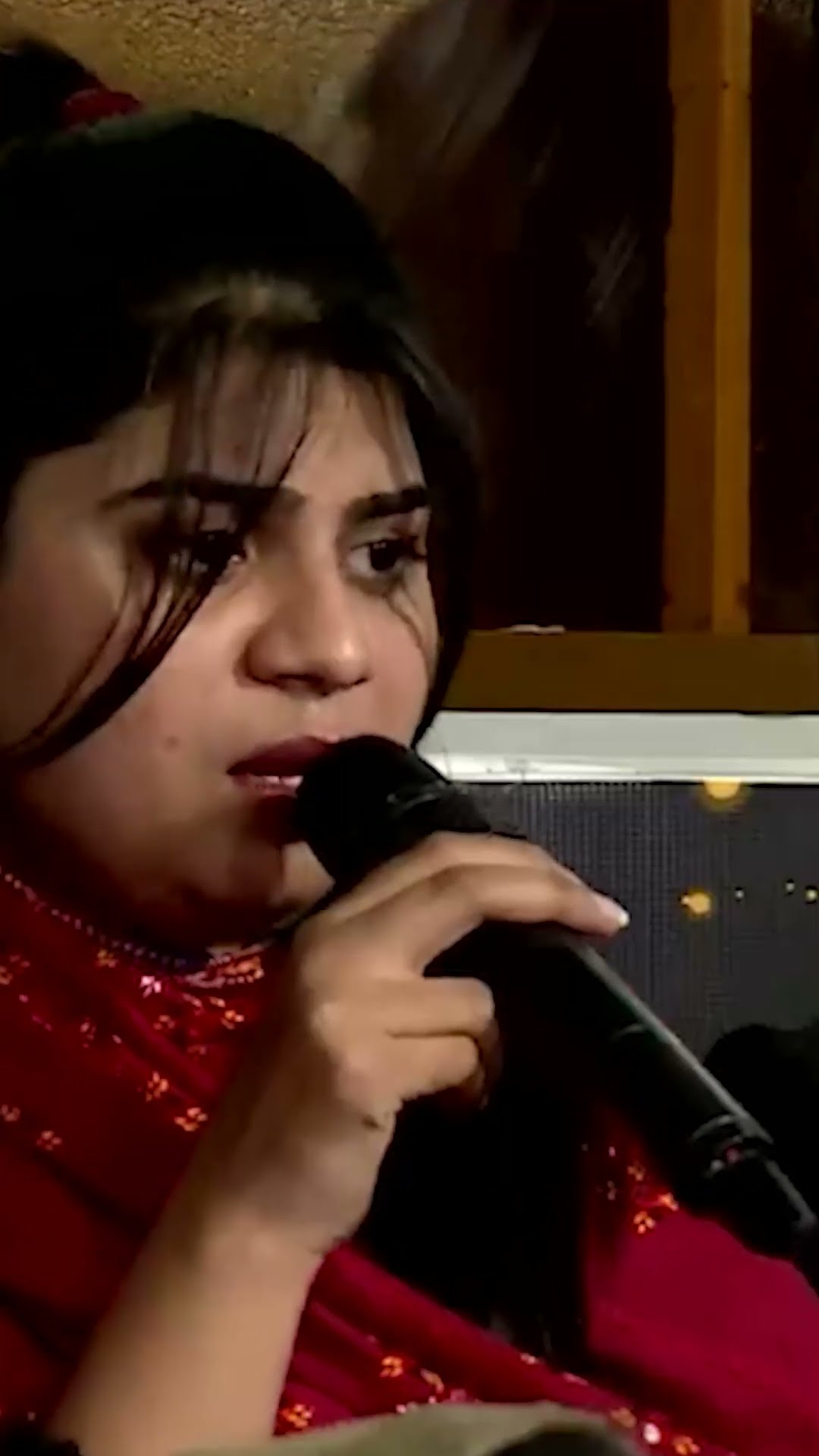 Ladki ne Gana Ga kar sab ko Dang kar Diya  #imranashraf   #mazaaqraatshow #shortsfeed #shorts ?