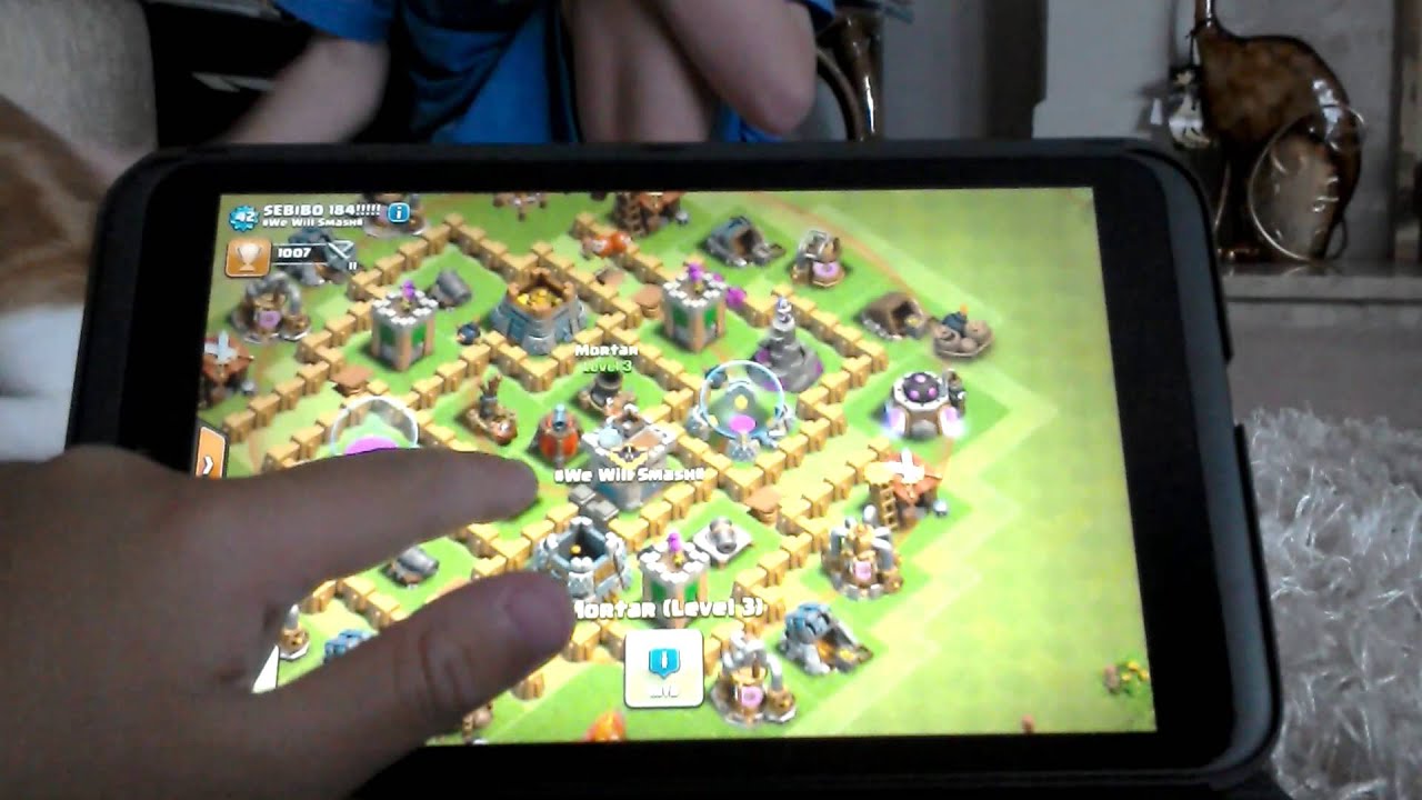 MY VILLAGE ON CLASH OF CLANS AND BACONS /Sebastian