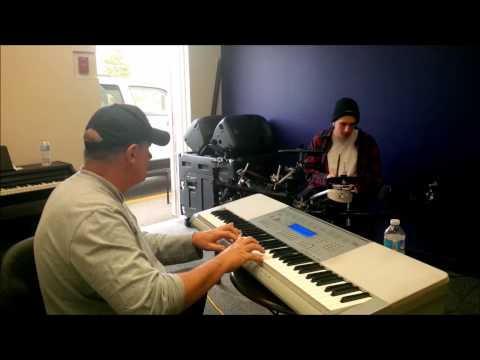 Családom Közt Főcim és Előzetes 