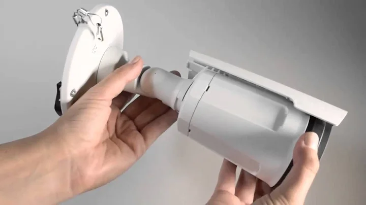 Installation tip: Inserting a Micro SD Card in a P14 camera