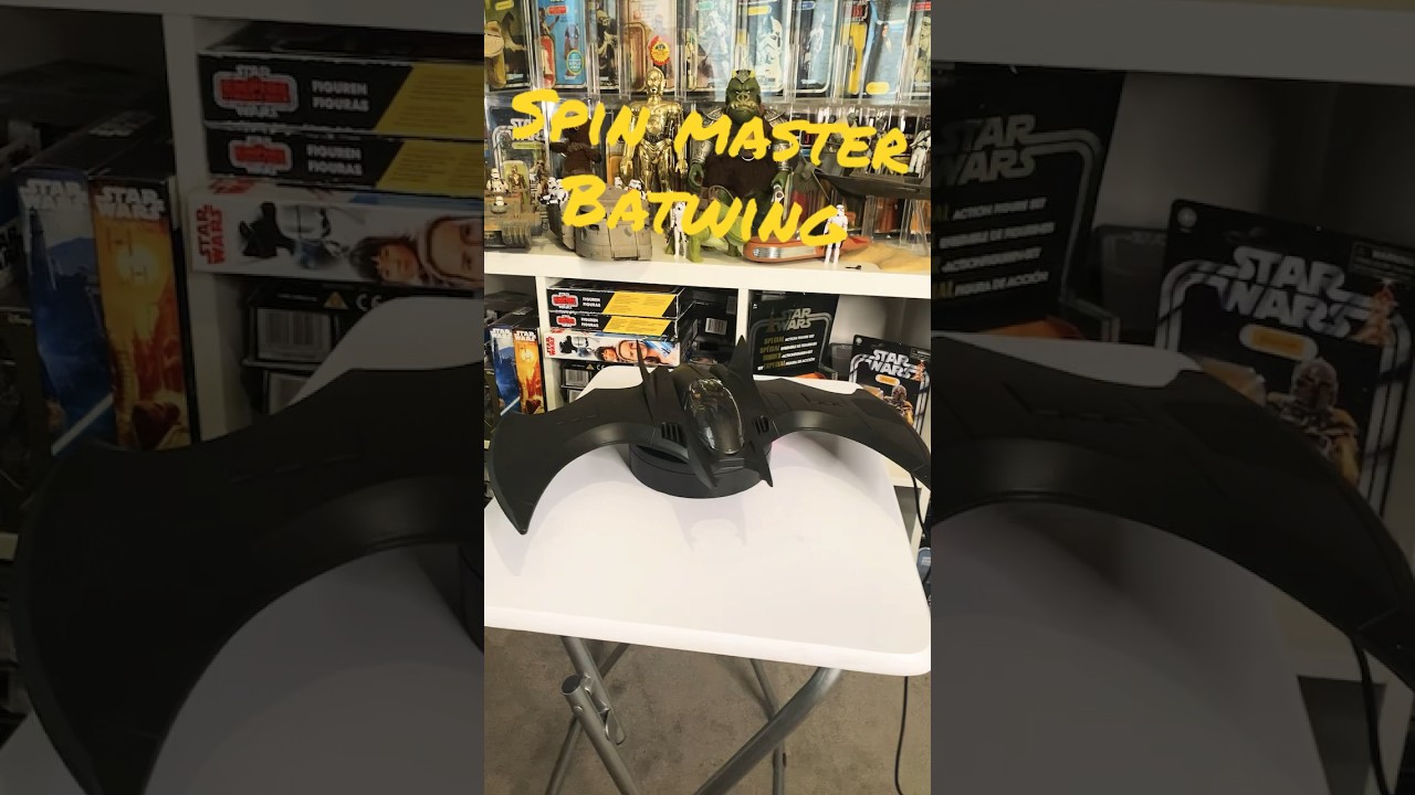 Batman 2023 batwing spin master 3.75 scale vehicle .