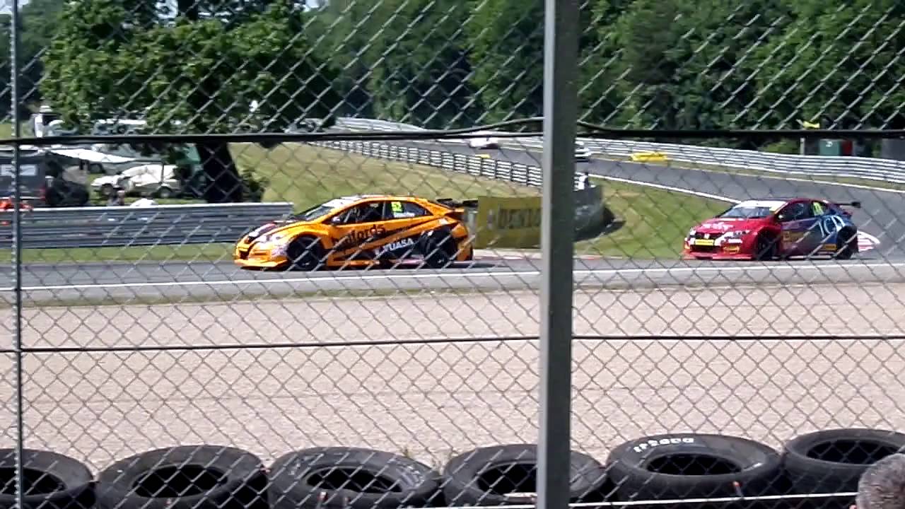 BTCC Oulton Park 2016 Subaru Team BMR