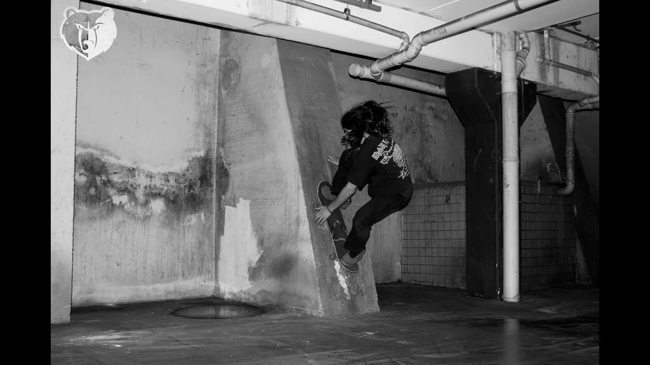 Bear Skateshop - Comercial EFA shoes
