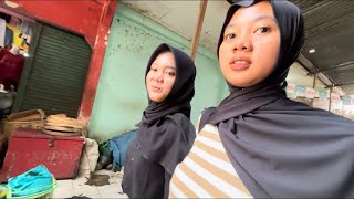 Nguji Keimanane Meldil Kuat Pora Posoneawan Awan Golek Bakul Blonjo Podo Tutup