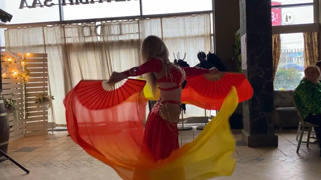 Танец с веерами-вейлами + восточный танец на Юбилее в г. Санкт-Петербург 🪭