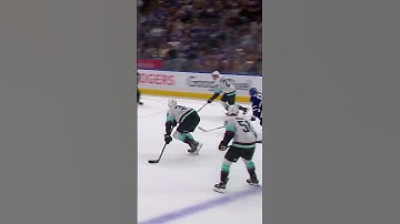 STOLARZ FLIPS OUT #nhl