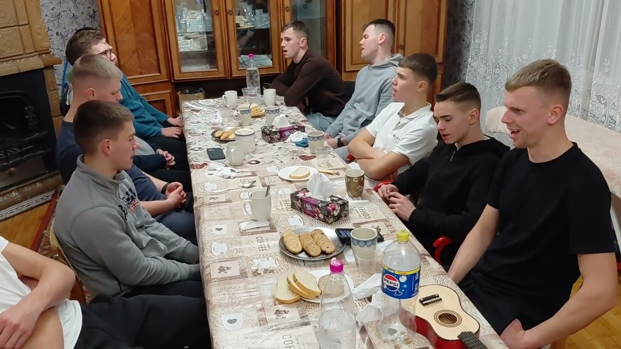 Як вийду я з хати на поле. ЧУДОВЕ ВИКОНАННЯ братів з Рівного