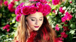 Šešiolika Rožių ✧ Tonis