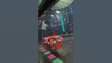 Flipper toppled the spinner #battle #robots #championship #shorts #robotics