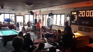 Download Lagu Girl look at that body MP3