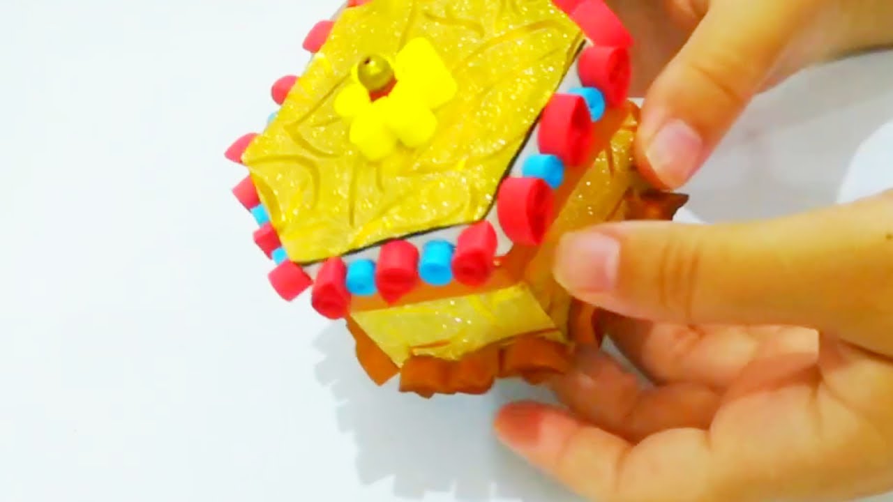 DIY Paper Jewelry Box Tutorial Easy and Inexpensive Homemade Jewelry