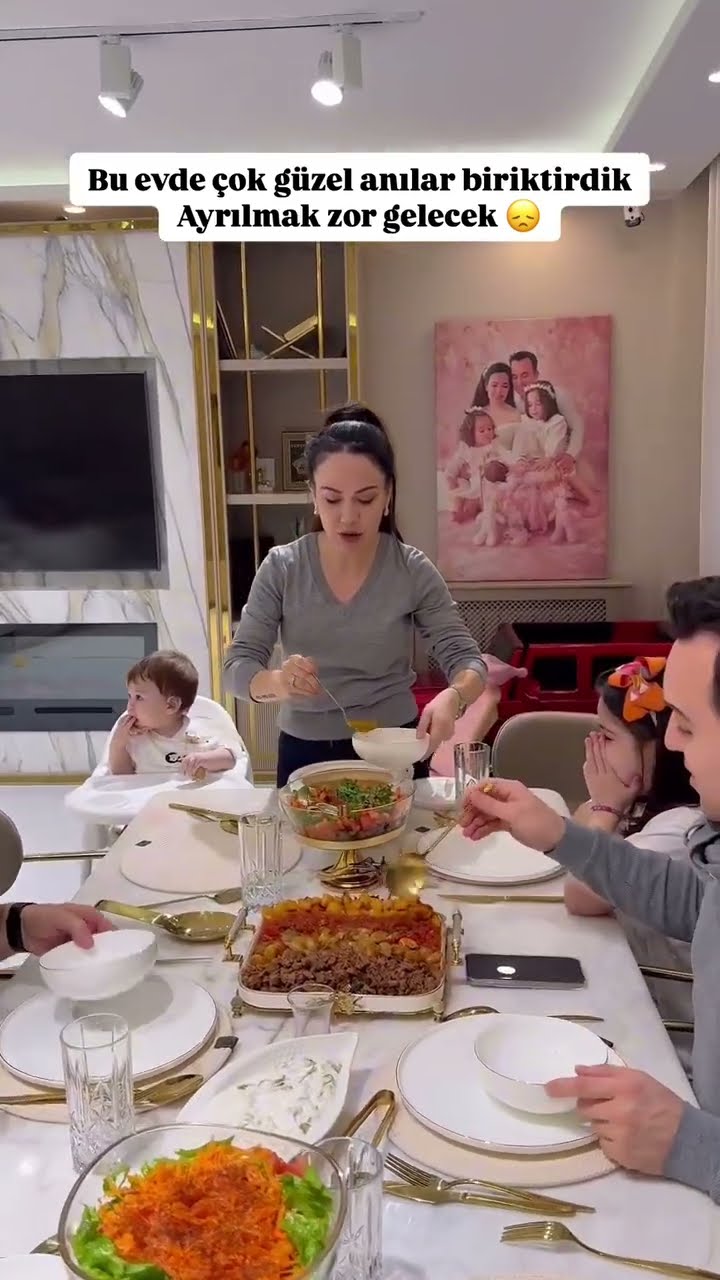 Bu evde çok güzel anılar biriktirdik ayrılmak zor gelecek ?