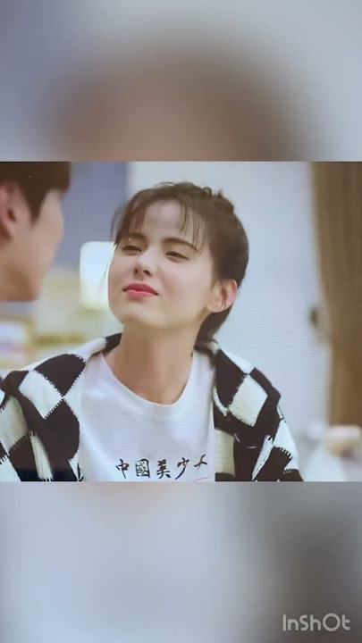 Cheek kiss 😘 Romantic couples 😎I May Love You 😍 #mileswei #huangriying