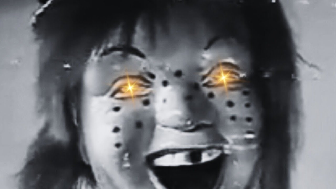 La Risa malvada de este muñeco te helara la sangre 