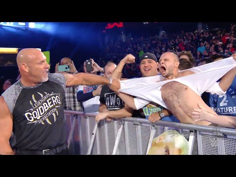 Funny Things Fans Did at WWE Shows