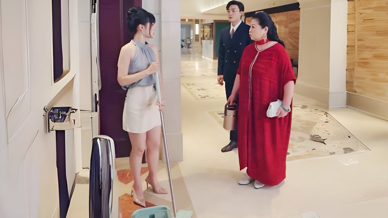 مليارديره بتتنكر وتروح تشتغل منظفة حمامات في شركتها والمفاجأه أن كل الموظفين اتنـمرو عليها ملخص كامل