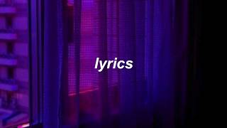 Miniatura de vídeo de "dead to me kali uchis lyrics"